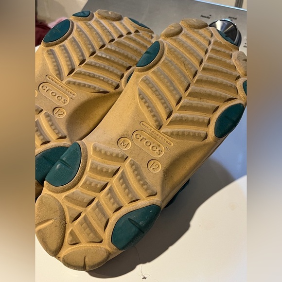 Men’s khaki crocs size 12 with green and orange accents​ - Picture 9 of 11